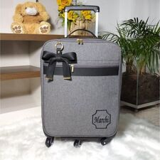 O Melhor Modelo Mala com Rodinhas + Laço de Brinde